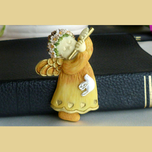 Yellow Angel With Flute Resin Art Refrigerator Magnet 